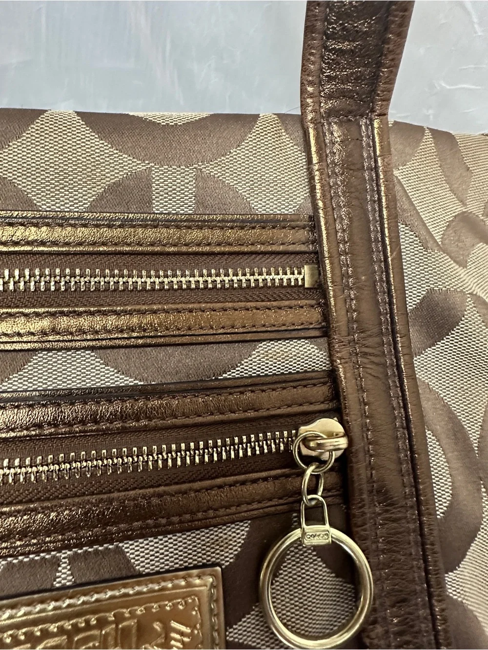 Coach tote bronze